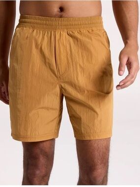 VRST Men Size Med. Gold 7" All In Unlined Nylon Athletic Windbreaker Run Shorts